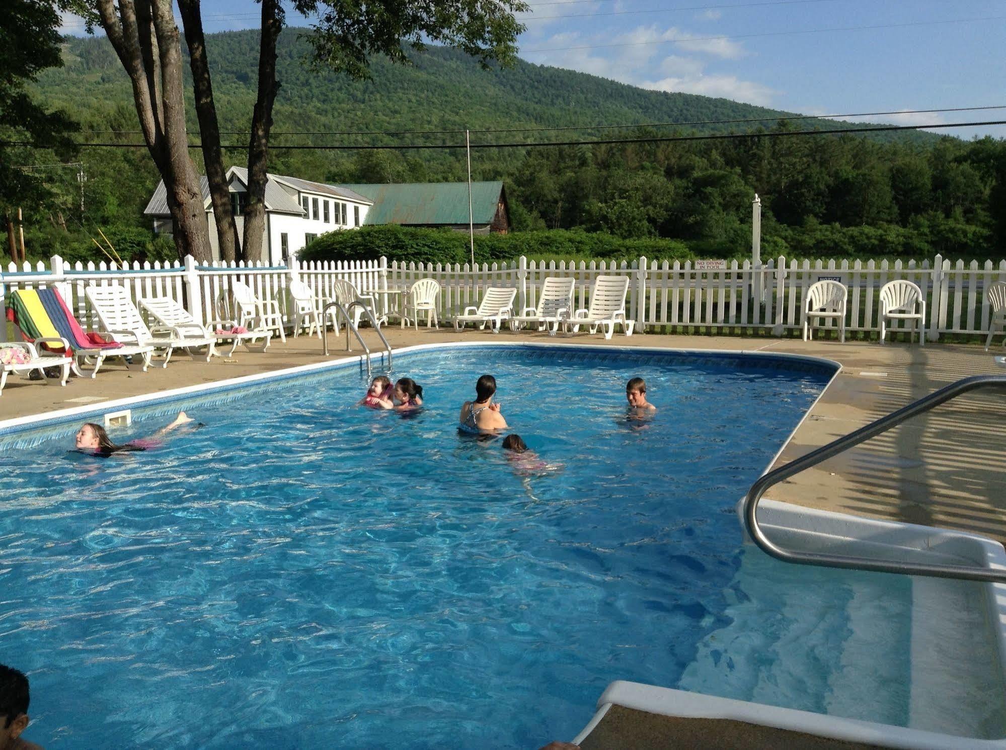 The Villager Motel Bartlett Luaran gambar